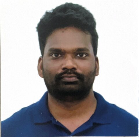 Portrait of Suresh Murugaiyan